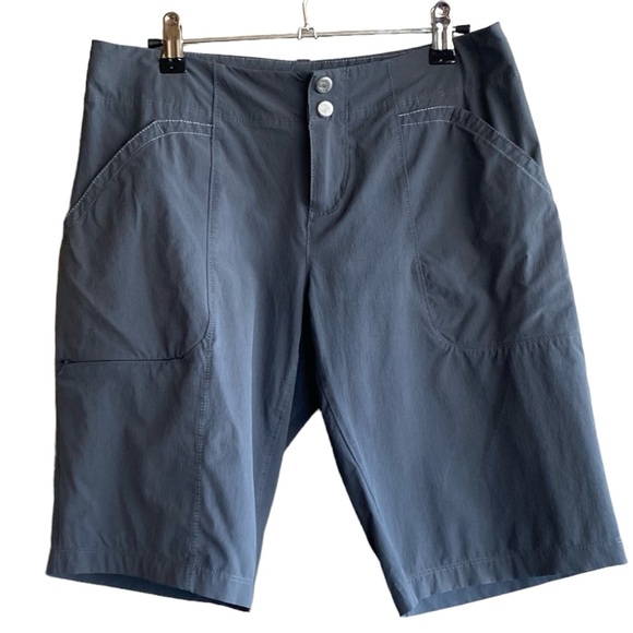 Mountain Hardwear Pants - Mountain Hardwear Women's Bermuda Hiking Shorts Grey Size 8